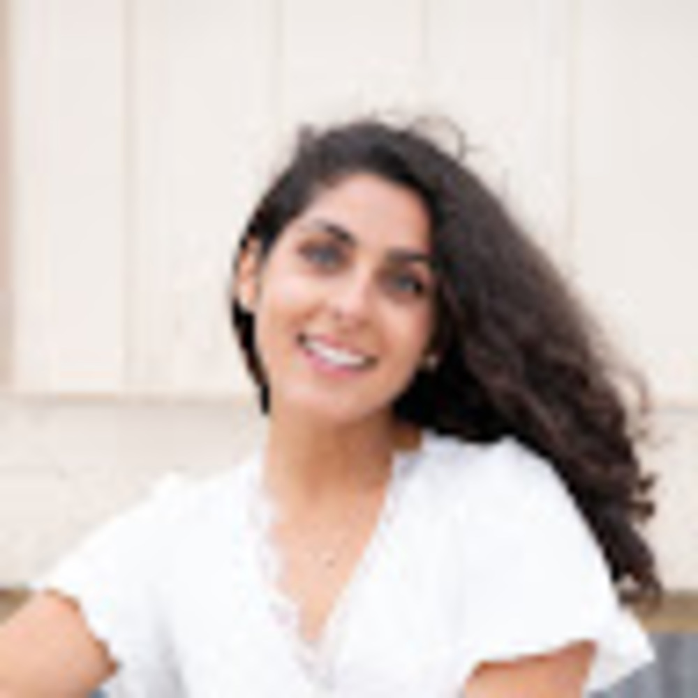 Meet your Posher, Nadia